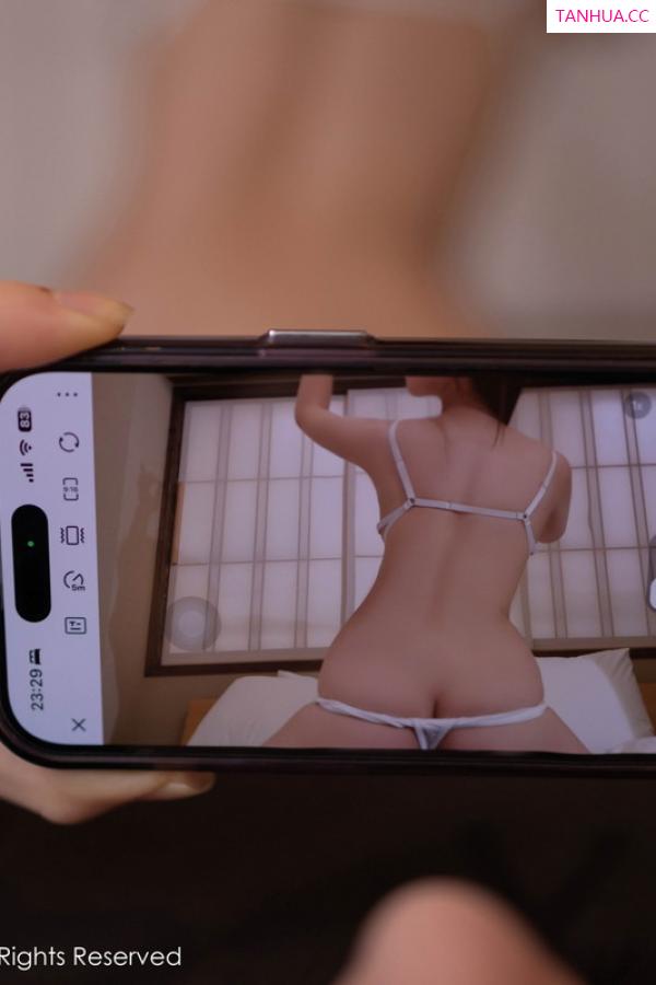   [XiuRen]高清写真图 2023.11.01 No.7596 杏子Yada 美腿丝袜第60张图片